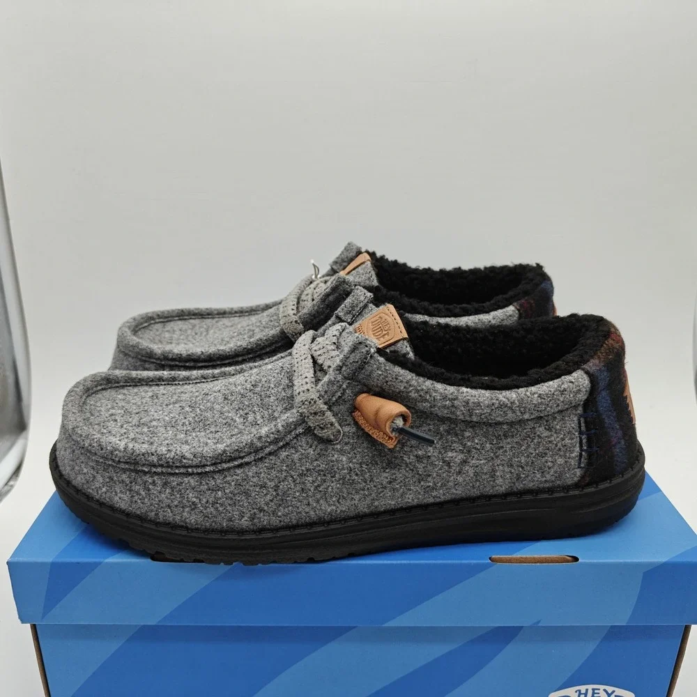 HEYDUDE Wally Cozy Plaid Men's Size 9 Smoke Grey Sherpa Lined Slip On 44341-1VY